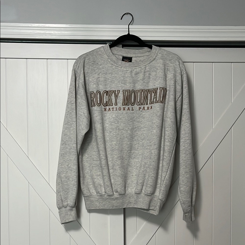 Rocky Mountain National Park Gray Sweater